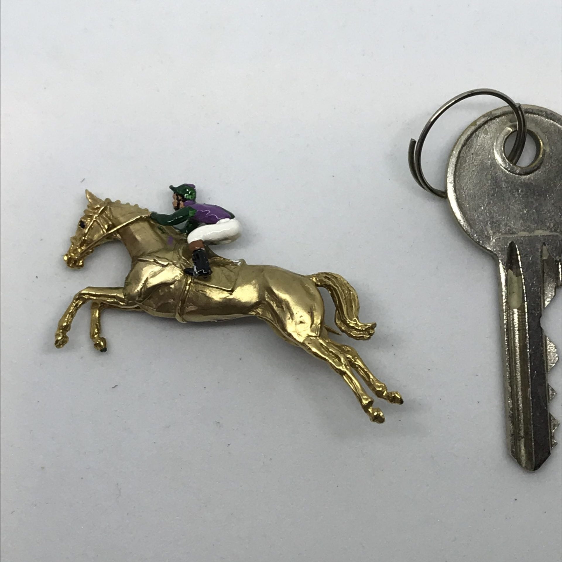 Large Steeplechaser Brooch - Image 3