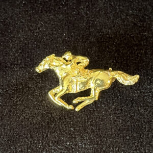 Tiny Racehorse Brooch (9ct & 18ct Gold)